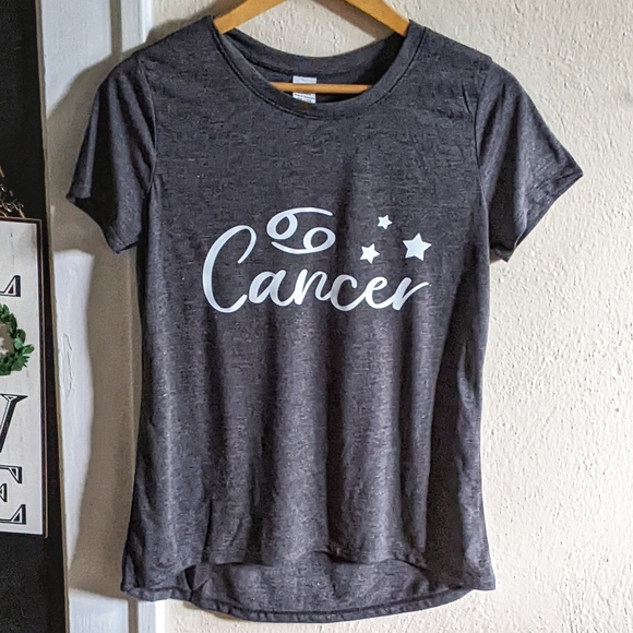 ✨Cancer Zodiac♋ Graphic Soft Blend Tee ✂️HANDCRAFTED! - Picture 11 of 11